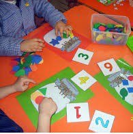 Empleara su imaginacion para resolver cuestiones simples